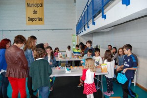 Convivencia y taller etiquetado para niños SMA Almería 2016